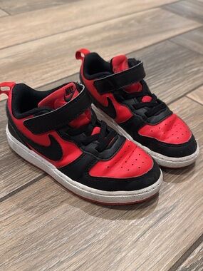 Nike Kids' Red and Black Velcro Low-Top Sneakers